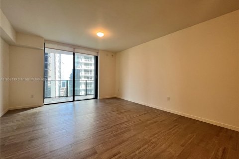 Condo in Miami, Florida, 1 bedroom  № 1347827 - photo 3