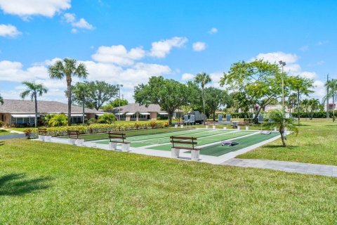 Villa ou maison à vendre à Delray Beach, Floride: 1 chambre, 100.33 m2 № 1119920 - photo 1