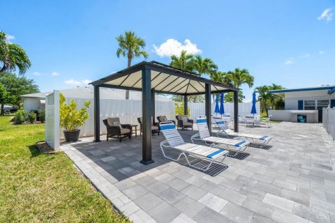 Villa ou maison à vendre à Delray Beach, Floride: 1 chambre, 100.33 m2 № 1119920 - photo 4