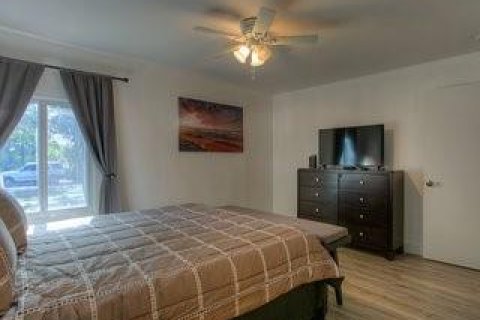 Casa en venta en Dania Beach, Florida, 5 dormitorios, 155.33 m2 № 1119918 - foto 8
