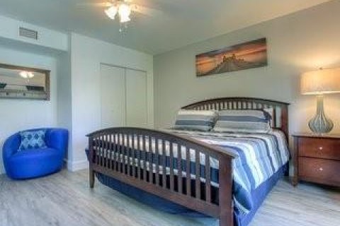 Casa en venta en Dania Beach, Florida, 5 dormitorios, 155.33 m2 № 1119918 - foto 10