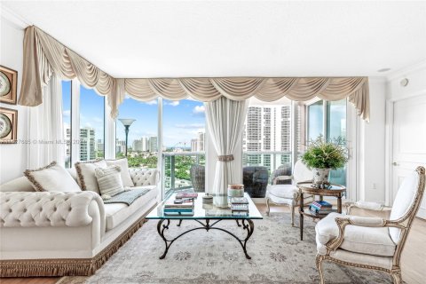 Condominio en venta en Aventura, Florida, 2 dormitorios, 149.57 m2 № 1292672 - foto 4