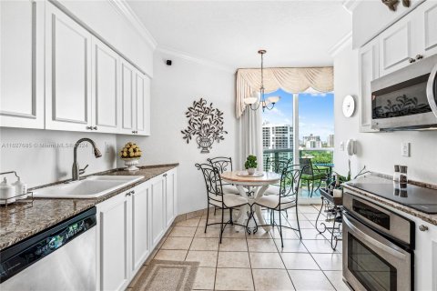 Copropriété à vendre à Aventura, Floride: 2 chambres, 149.57 m2 № 1292672 - photo 8