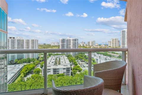 Condominio en venta en Aventura, Florida, 2 dormitorios, 149.57 m2 № 1292672 - foto 14