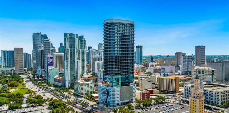 Condo à Miami, Floride, 3 pièces  № 1387702