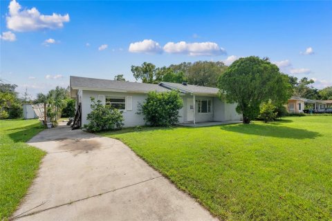 Villa ou maison à vendre à Orlando, Floride: 5 chambres, 120.22 m2 № 1387676 - photo 2