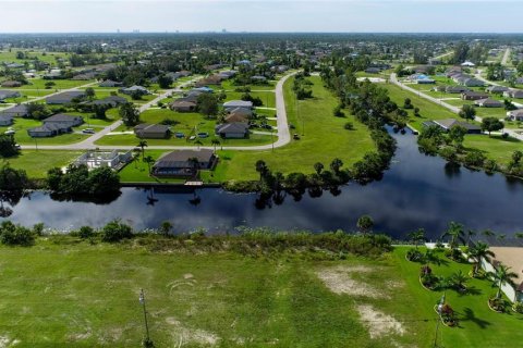 Купить земельный участок в Кейп-Корал, Флорида № 706451 - фото 5