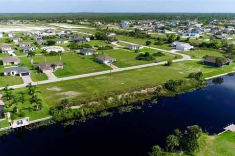Купить земельный участок в Кейп-Корал, Флорида № 706451 - фото 13