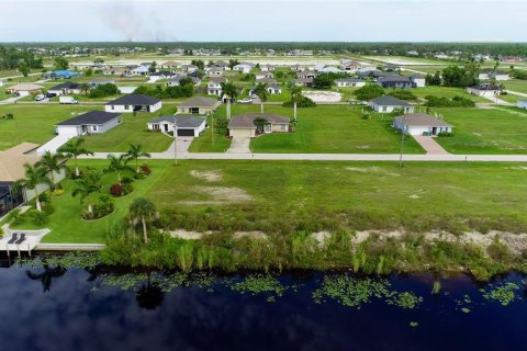Купить земельный участок в Кейп-Корал, Флорида № 706451 - фото 10