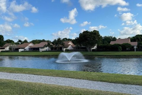 Touwnhouse à vendre à West Palm Beach, Floride: 2 chambres, 114.83 m2 № 1154664 - photo 2