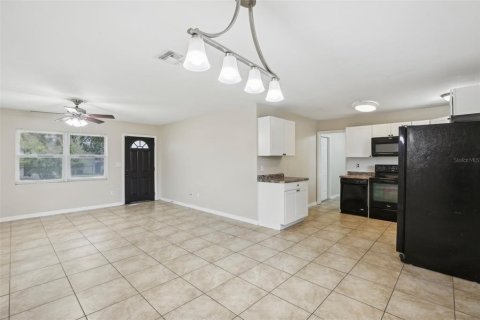 Casa en venta en Orlando, Florida, 3 dormitorios, 102.94 m2 № 1396624 - foto 7