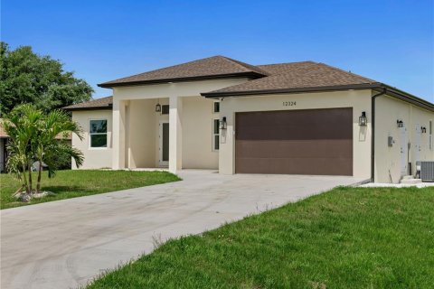 Casa en venta en North Port, Florida, 4 dormitorios, 185.15 m2 № 1108265 - foto 2