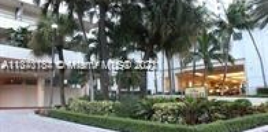 Condo in Miami Beach, Florida, 2 bedrooms  № 428315