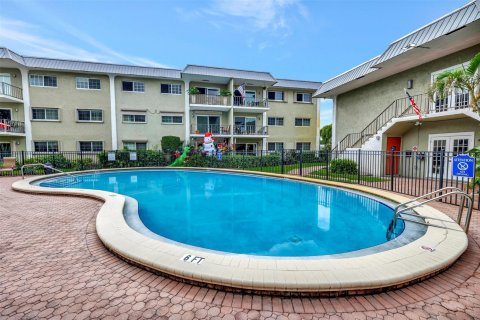 Condominio en venta en Wilton Manors, Florida, 2 dormitorios, 92.9 m2 № 934483 - foto 3