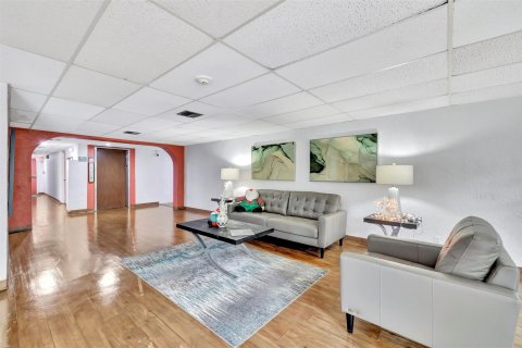 Condominio en venta en Wilton Manors, Florida, 2 dormitorios, 92.9 m2 № 934483 - foto 5
