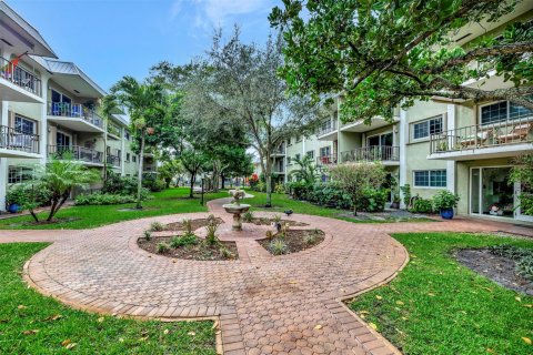 Condominio en venta en Wilton Manors, Florida, 2 dormitorios, 92.9 m2 № 934483 - foto 9