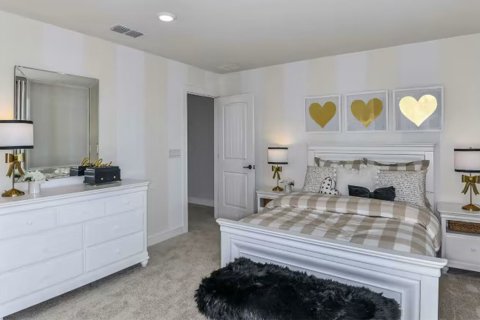 Casa en venta en Saint Cloud, Florida, 4 dormitorios, 268 m2 № 36063 - foto 6