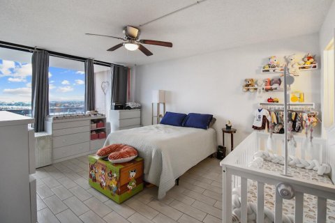 Condominio en venta en West Palm Beach, Florida, 1 dormitorio, 83.05 m2 № 994100 - foto 15