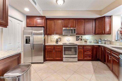 Condo in Jacksonville, Florida, 3 bedrooms  № 863079 - photo 10