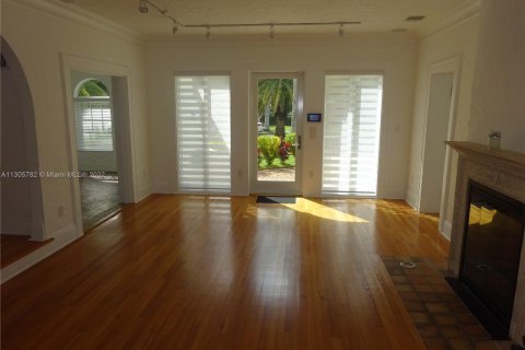 Купить виллу или дом в Майами, Флорида 4 спальни, 285.86м2, № 171783 - фото 4