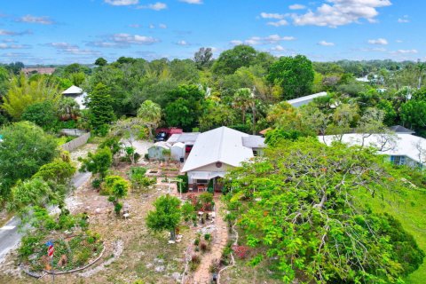 House in Stuart, Florida 3 bedrooms, 157.75 sq.m. № 1180208 - photo 13