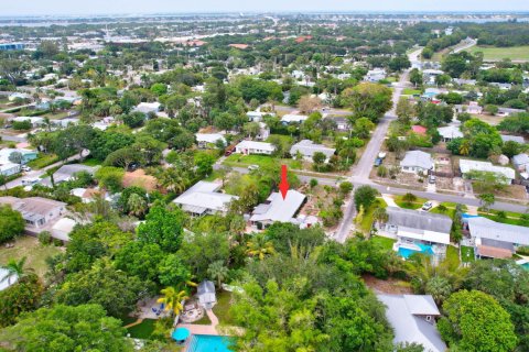 Casa en venta en Stuart, Florida, 3 dormitorios, 157.75 m2 № 1180208 - foto 5