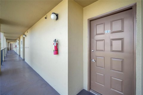 Copropriété à vendre à Pembroke Pines, Floride: 1 chambre, 47.75 m2 № 1217061 - photo 4