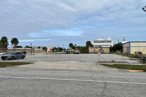 Propiedad comercial en venta en St. Lucie, Florida № 1372913 - foto 7