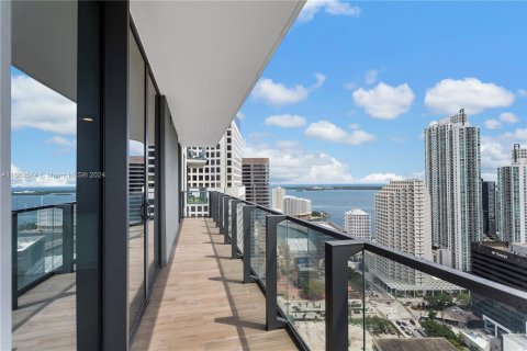 Condo in Miami, Florida, 2 bedrooms  № 1372613 - photo 2