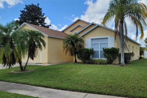 Casa en alquiler en Kissimmee, Florida, 4 dormitorios, 187.57 m2 № 1396666 - foto 2