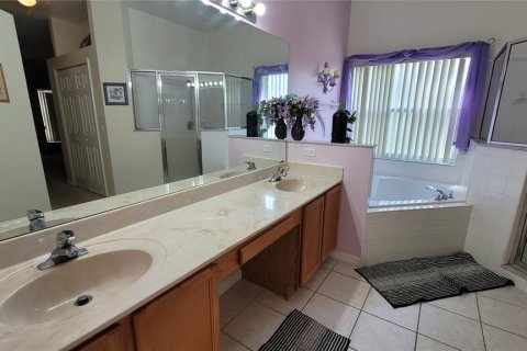 Casa en alquiler en Kissimmee, Florida, 4 dormitorios, 187.57 m2 № 1396666 - foto 24