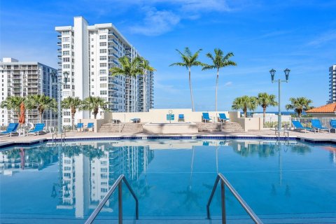 Condo in Fort Lauderdale, Florida, 1 bedroom  № 1325755 - photo 18