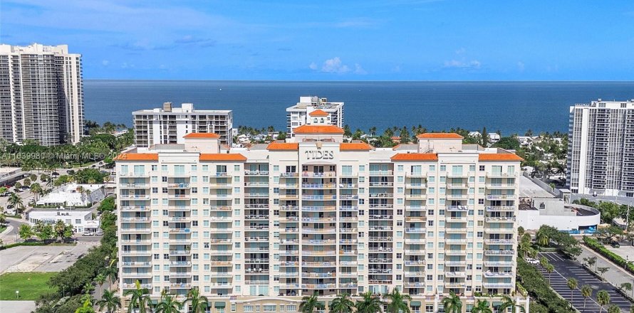 Condo in Fort Lauderdale, Florida, 1 bedroom  № 1325755