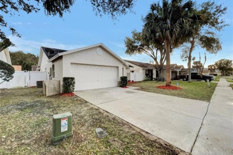 Villa ou maison à vendre à Kissimmee, Floride: 4 chambres, 140.47 m2 № 1334688 - photo 7