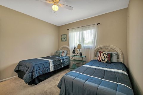 Villa ou maison à vendre à Punta Gorda, Floride: 2 chambres, 82.31 m2 № 1278373 - photo 16