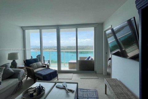 Copropriété à vendre à Sunny Isles Beach, Floride: 2 chambres, 126.07 m2 № 1099275 - photo 20