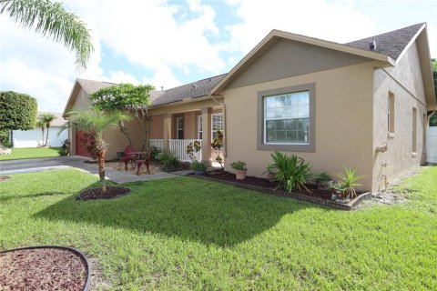 House in Kissimmee, Florida 4 bedrooms, 162.02 sq.m. № 1326720 - photo 17