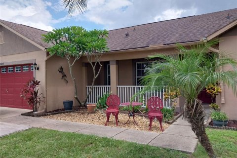 Casa en venta en Kissimmee, Florida, 4 dormitorios, 162.02 m2 № 1326720 - foto 3