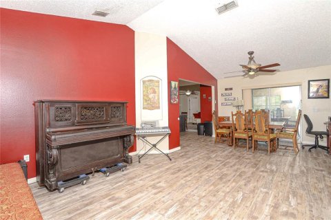 Casa en venta en Kissimmee, Florida, 4 dormitorios, 162.02 m2 № 1326720 - foto 24