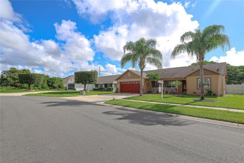 Casa en venta en Kissimmee, Florida, 4 dormitorios, 162.02 m2 № 1326720 - foto 13