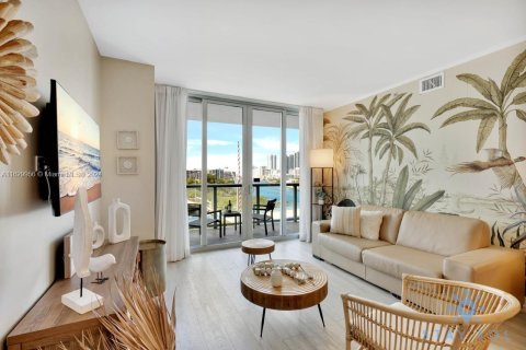 Copropriété à vendre à Hallandale Beach, Floride: 2 chambres, 96.34 m2 № 1290734 - photo 5