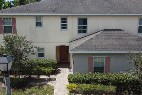 Townhouse in Kissimmee, Florida 3 bedrooms, 170.1 sq.m. № 447362 - photo 1