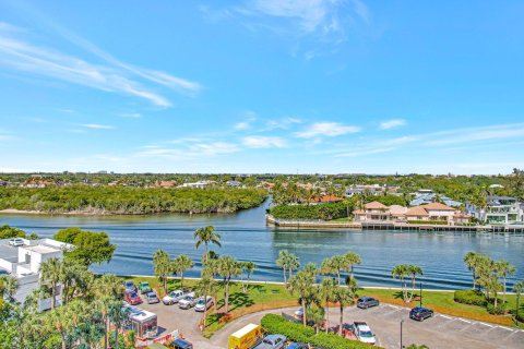 Condo in Highland Beach, Florida, 2 bedrooms  № 1142634 - photo 15