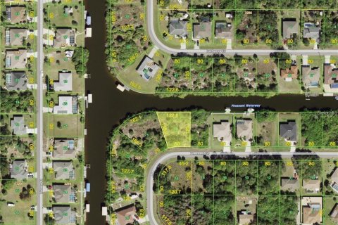 Terreno en venta en Port Charlotte, Florida № 737242 - foto 1