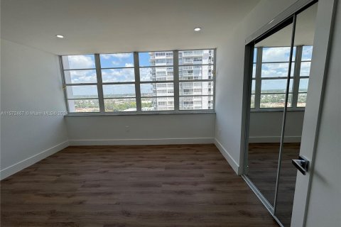 Copropriété à vendre à Aventura, Floride: 2 chambres, 116.22 m2 № 1132113 - photo 13