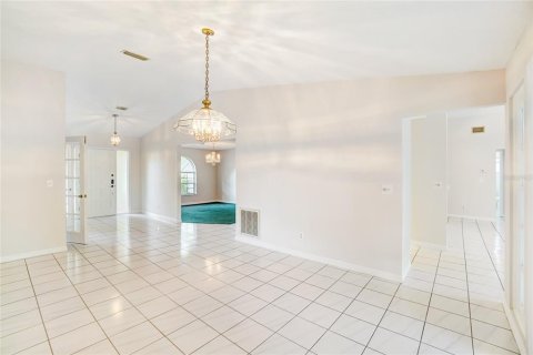 Villa ou maison à vendre à Tampa, Floride: 3 chambres, 253.34 m2 № 687497 - photo 4