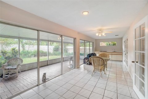 Villa ou maison à vendre à Tampa, Floride: 3 chambres, 253.34 m2 № 687497 - photo 17