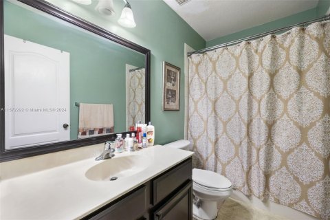 Adosado en venta en Miami Gardens, Florida, 3 dormitorios, 131.83 m2 № 1128112 - foto 23