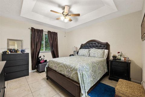 Adosado en venta en Miami Gardens, Florida, 3 dormitorios, 131.83 m2 № 1128112 - foto 19