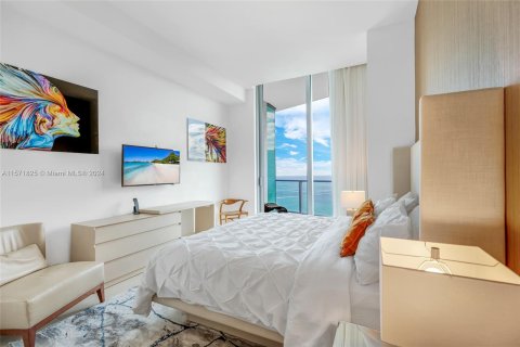 Condominio en venta en Hollywood, Florida, 2 dormitorios, 104.61 m2 № 1128114 - foto 17